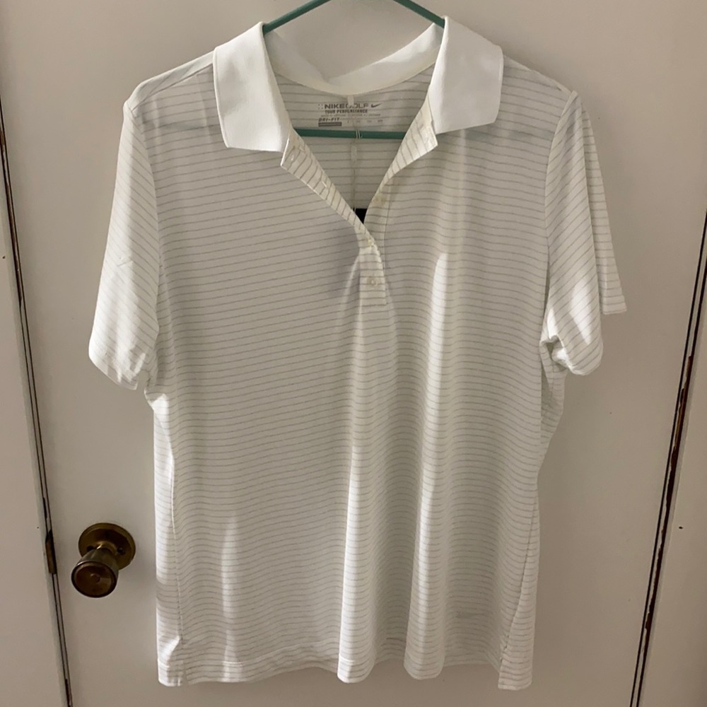 Nike women’s golf polo NWT!